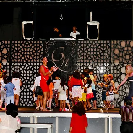 Nature Diamond Hotell