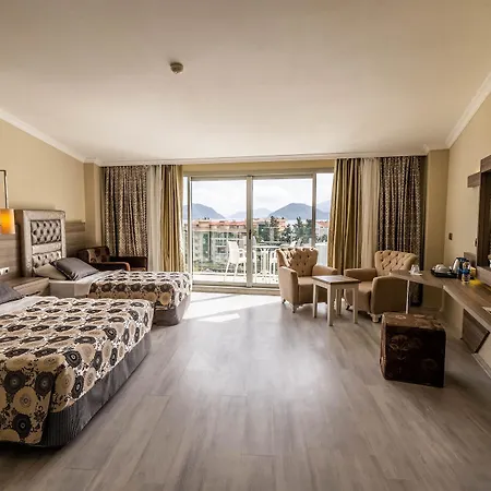 Nature Diamond Hotel