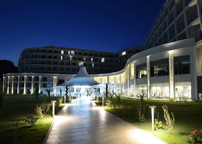 Nature Diamond מלון מרמריס