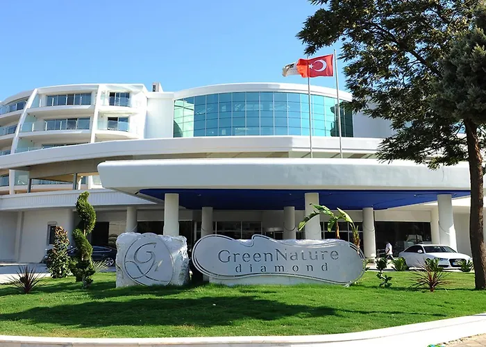 Nature Diamond מלון 5*