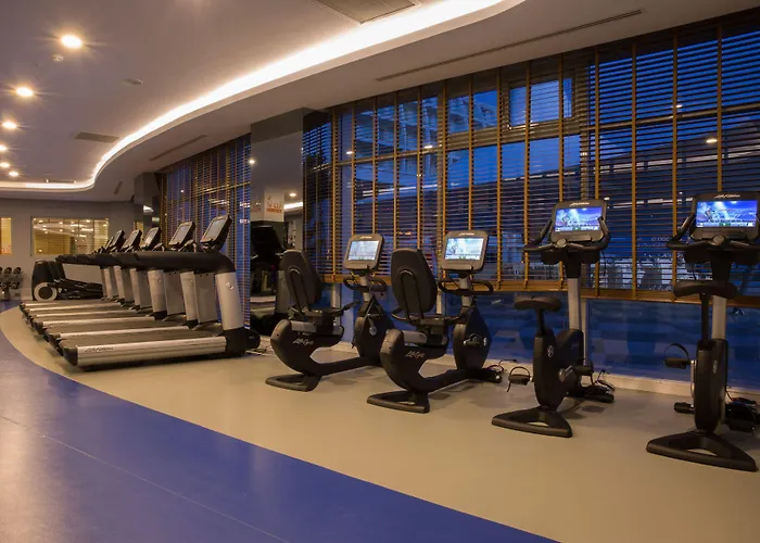 Nature Diamond מלון 5*