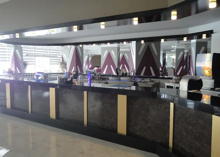 Nature Diamond מלון